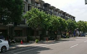 陶易居